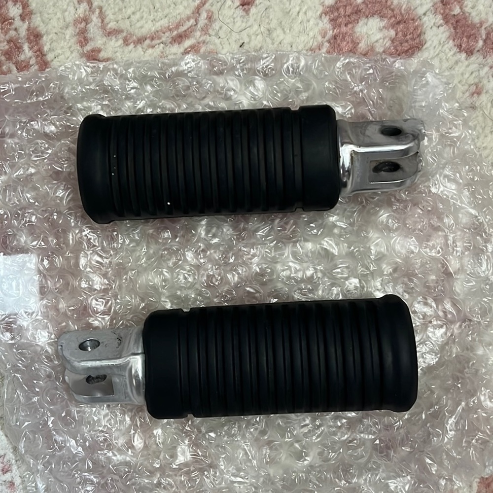 Harley Davidson OEM foot pegs